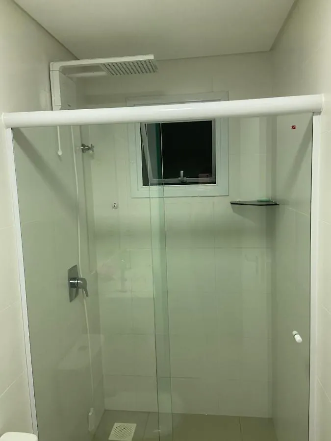Pansiyon Quarto Itapema - Apartamento Compartilhado